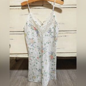 Sale! Vintage Lucie Ann II floral satin slip nightgown, size 34